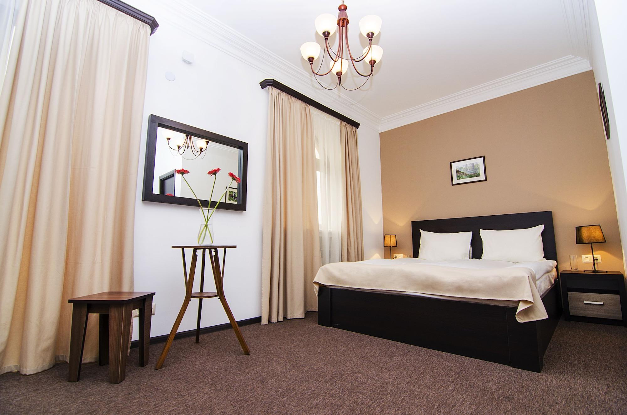 City Centre Hotel By Picnic Ереван Екстериор снимка